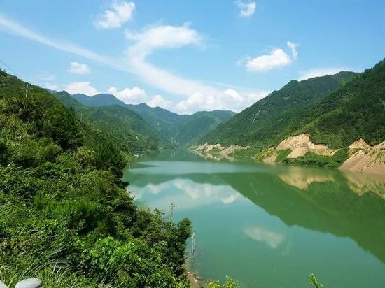 优问——阳台封闭用什么材料好蜗牛问答平台